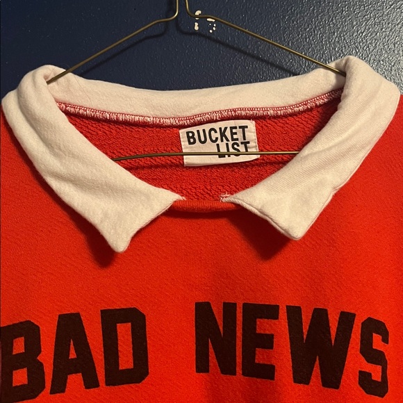 Bucket List Oversized Bad News Babes Sweatshirt - Picture 3 of 4